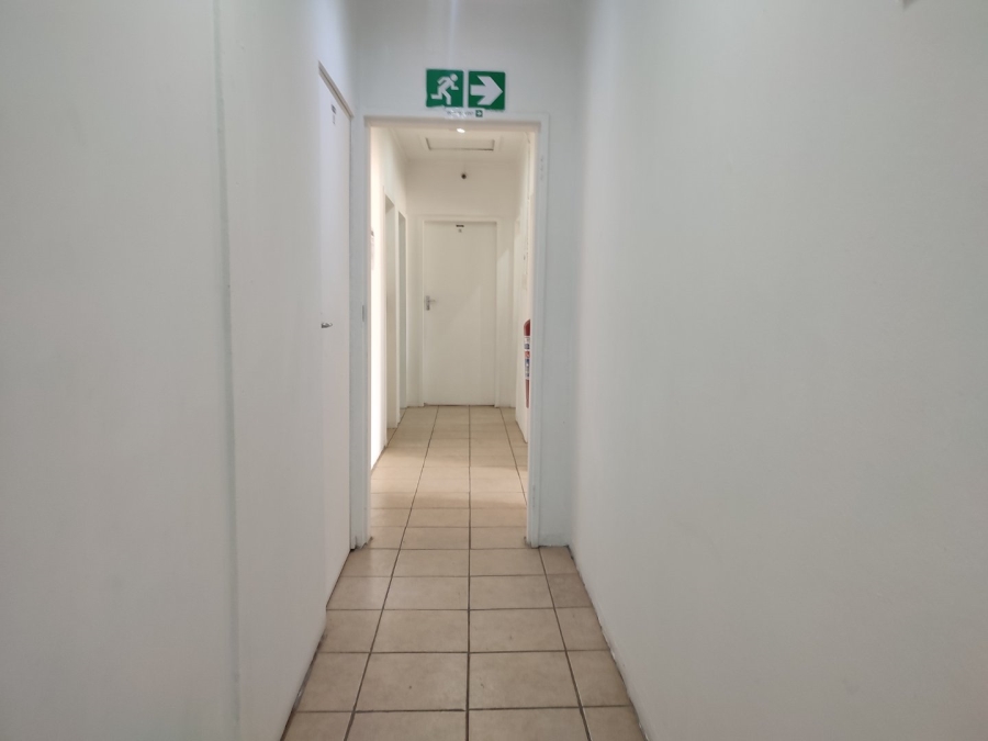 10 Bedroom Property for Sale in Brandwag Free State